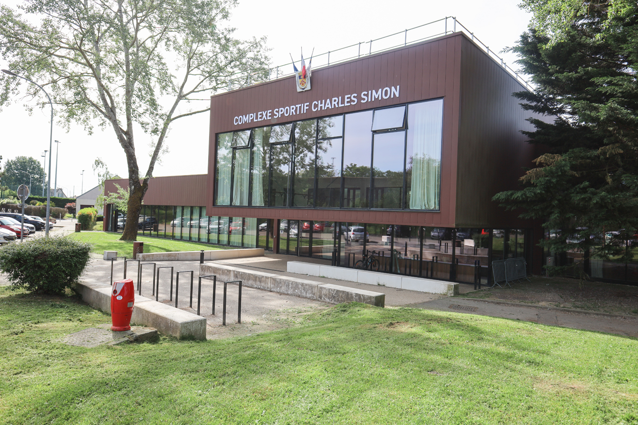 COMPLEXE SPORTIF CHARLES SIMON